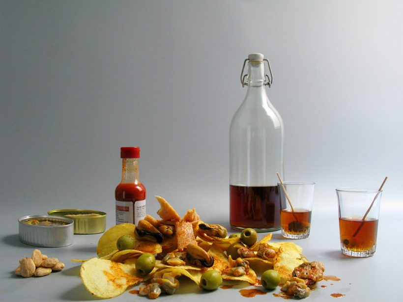 Sants M&agrave;rtirs 23: Vermut de Festa Major