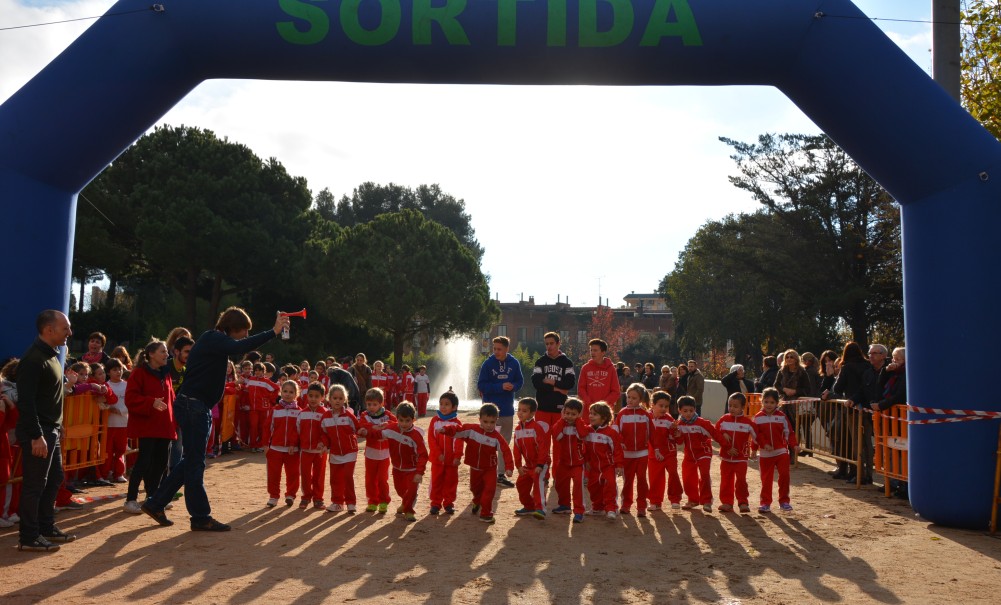 cursa de l'IE Sant Jordi per La Marató