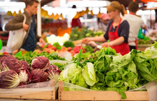 Bases reguladores per l'atorgament d'autoritzacions i llicències per les pararades de venda del Mercat Setmanal